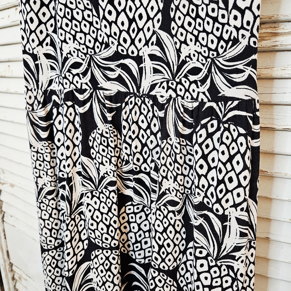 Reitmans Pineapple Print Open Back Midi Dress Medium - Picture 5 of 16